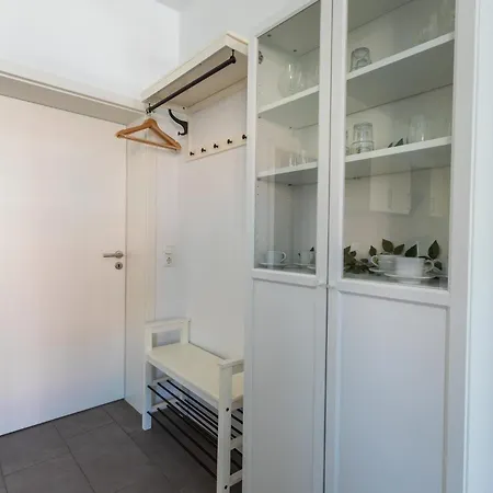 Natura Ideal Fuer Urlaub & Business, Kueche, Wlan, Parkplatz *