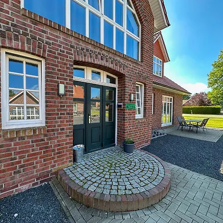 Natura Ferienhaus, In Holte, Komfort Fuer Gaeste & Firmen ,wlan & Parkplatz 4* Rhauderfehn