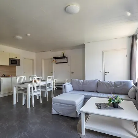 Aparthotel Natura Ferienhaus, In , Komfort Fuer Gaeste & Firmen ,wlan & Parkplatz 4*