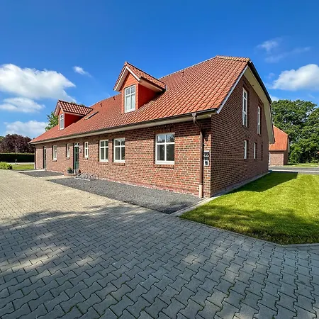 Apart-hotel Natura Ferienhaus, In , Komfort Fuer Gaeste & Firmen ,wlan & Parkplatz