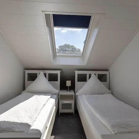 Aparthotel Natura Ideal Fuer Urlaub & Business, Kueche, Wlan, Parkplatz Rhauderfehn