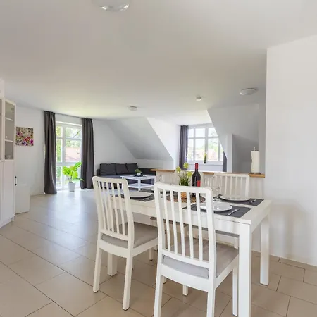 アパートホテル Natura Ferienhaus, In Holte, Komfort Fuer Gaeste & Firmen ,wlan & Parkplatz