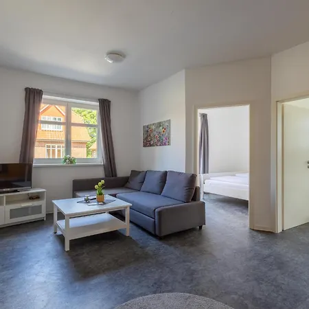 Natura Ferienhaus, In , Komfort Fuer Gaeste & Firmen ,wlan & Parkplatz Aparthotel 4*