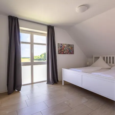 Natura Ferienhaus, In , Komfort Fuer Gaeste & Firmen ,wlan & Parkplatz Aparthotel 4*