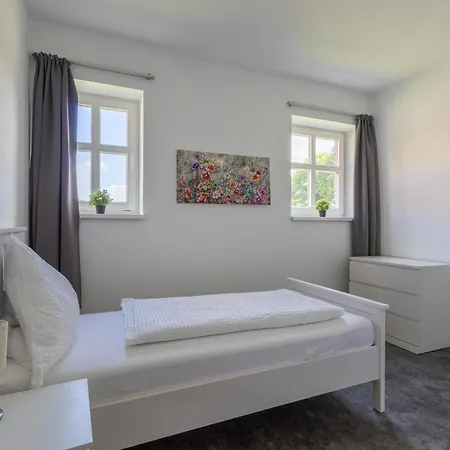 Aparthotel Natura Ferienhaus, In , Komfort Fuer Gaeste & Firmen ,wlan & Parkplatz Rhauderfehn
