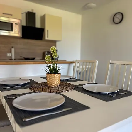 Natura Ideal Fuer Urlaub & Business, Kueche, Wlan, Parkplatz * Rhauderfehn