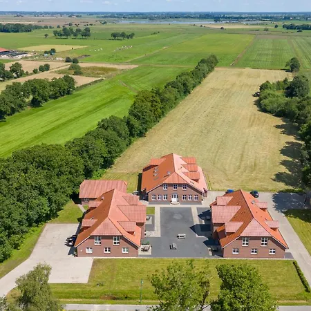 Natura Ferienhaus, In Holte, Komfort Fuer Gaeste & Firmen ,wlan & Parkplatz