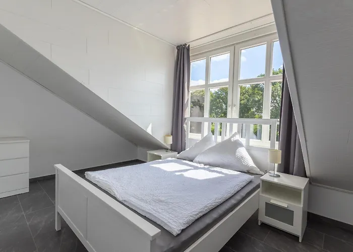Natura Ferienhaus, In , Komfort Fuer Gaeste & Firmen ,wlan & Parkplatz Apart-hotel 4*