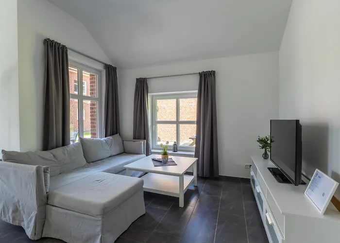 Natura Ferienhaus, In , Komfort Fuer Gaeste & Firmen ,wlan & Parkplatz Apart-hotel Rhauderfehn