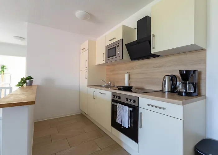 Apart-hotel Natura Ferienhaus, In , Komfort Fuer Gaeste & Firmen ,wlan & Parkplatz Rhauderfehn