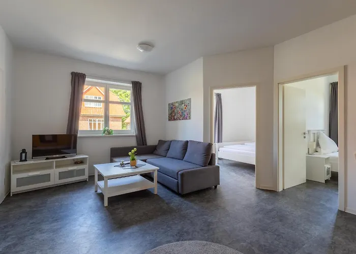 Natura Ferienhaus, In , Komfort Fuer Gaeste & Firmen ,wlan & Parkplatz Apart-hotel 4*