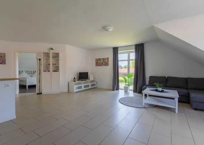 Natura Ferienhaus, In , Komfort Fuer Gaeste & Firmen ,wlan & Parkplatz Apart-hotel