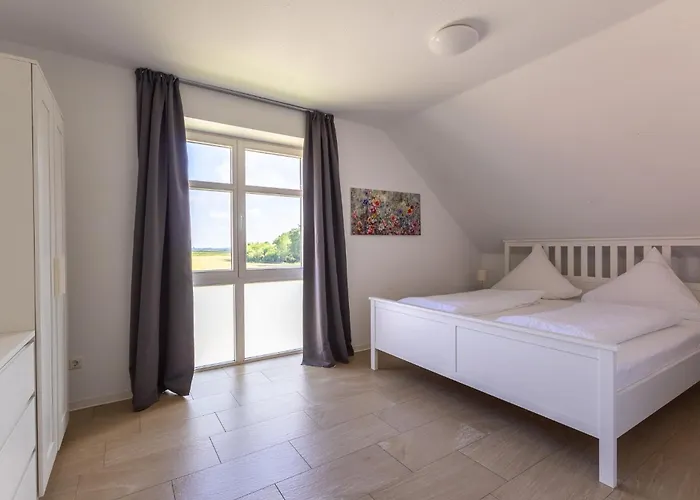 Natura Ferienhaus, In , Komfort Fuer Gaeste & Firmen ,wlan & Parkplatz Apart-hotel 4*