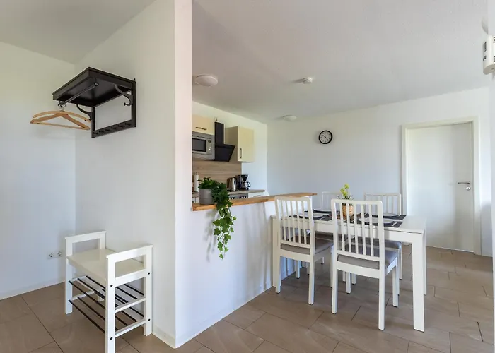Natura Ferienhaus, In , Komfort Fuer Gaeste & Firmen ,wlan & Parkplatz 4*